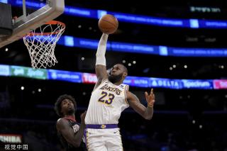 短传配合 短传配合