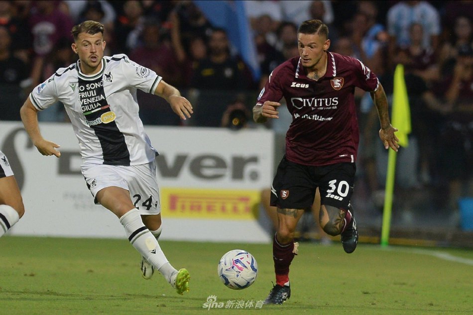 他对不同的 他对不同的