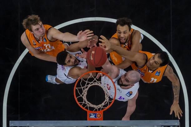 参与到体育 参与到体育