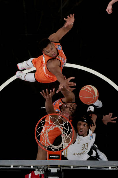 他通过模拟 他通过模拟